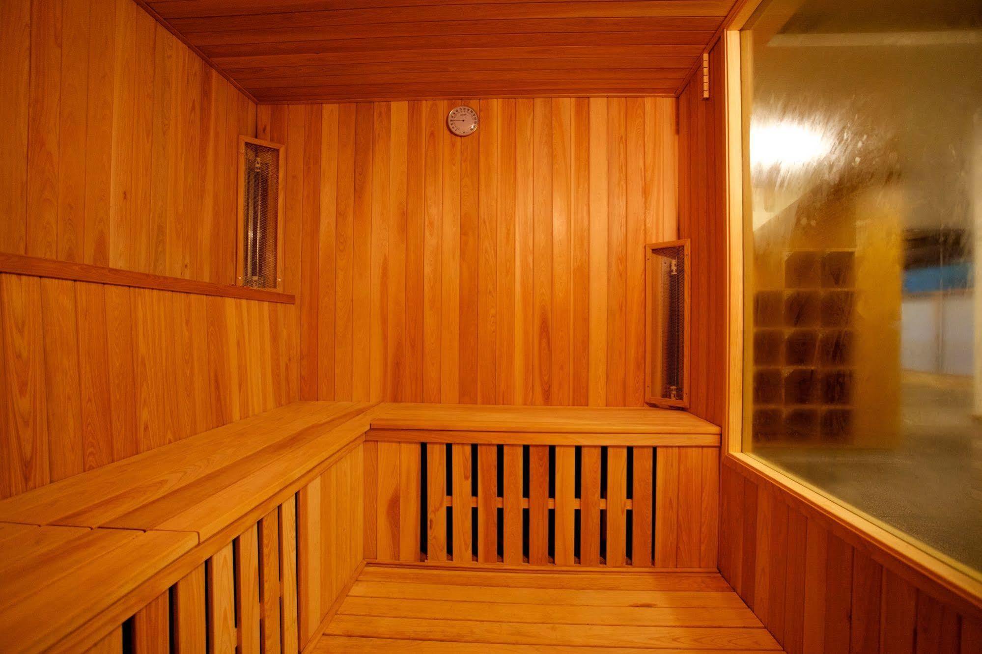 Spring Spa Hotel Wulai Exterior photo